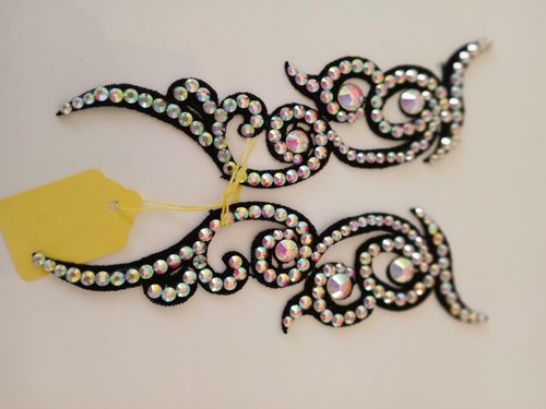 Small pair black diamante - small,